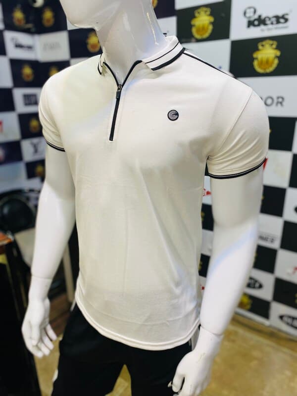 PULL & BEAR | PREMIUM QUALITY POLO | SHOULDER PANEL STYLE  | VERY ATTRACTIVE | WHITE